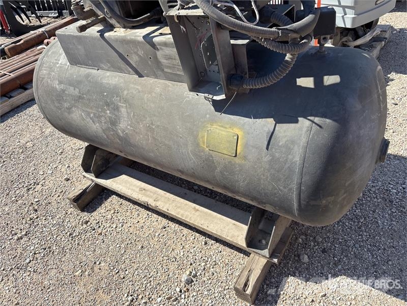 Skid-Mounted Electric Air Compressor (Inoperable) Compresoras