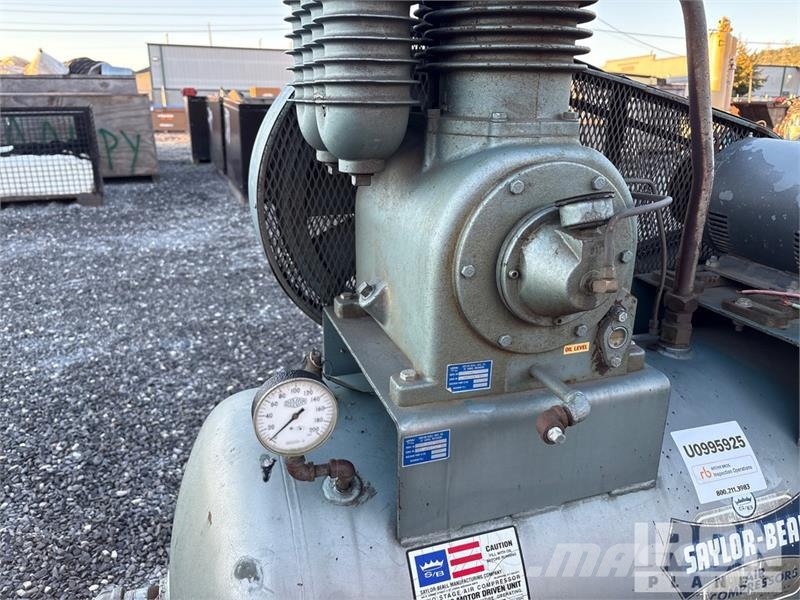 Skid-Mounted Electric 120 gal Air Compressor Kompressoren