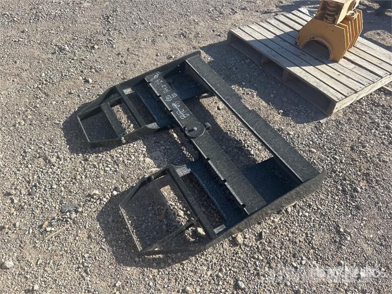 Skid Steer Fork Frame フォーク