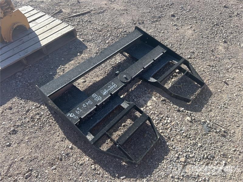 Skid Steer Fork Frame フォーク