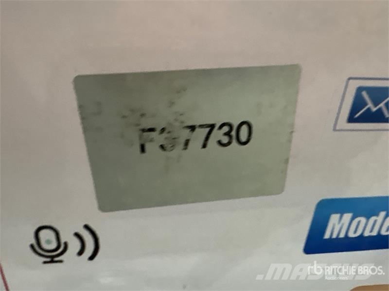 SKLP SK-S13 Massage Chair (Unused) Other components
