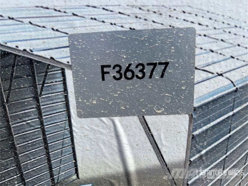 SKLP SK-ZP20 20 ft x 30 ft All-Steel Enclosed Carp 鉄骨建造物