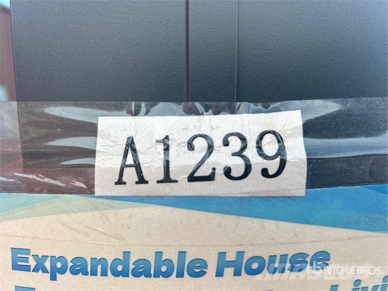  SKLP SK37 19 ft x 20 ft Expandable House (Unused) مقطورات أخرى