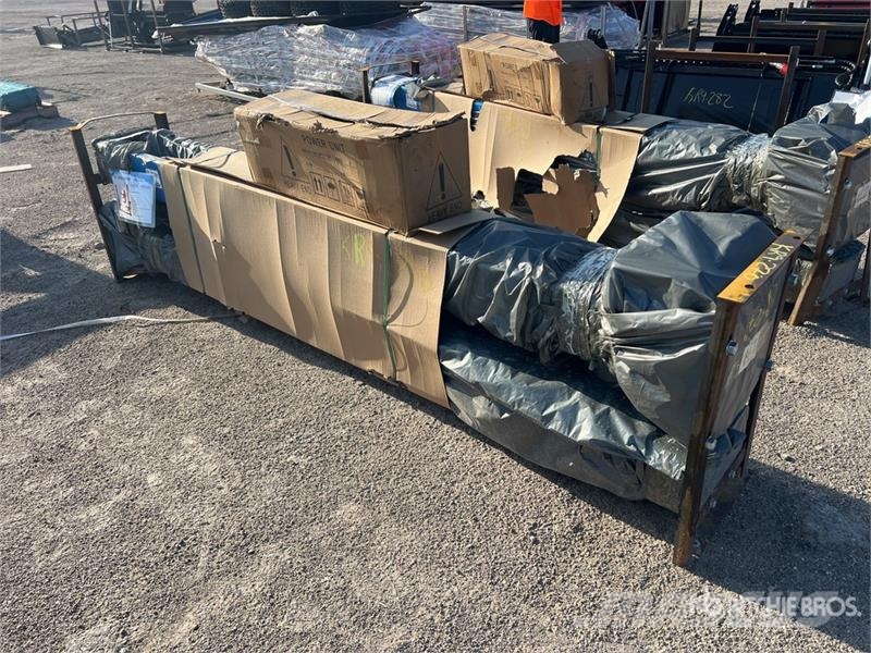  SKLP SK45T 2 Post 9920 lb Vehicle Lift (Unused) Építőipar - Egyebek