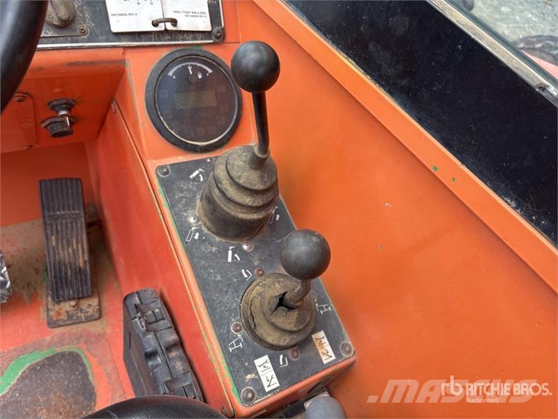 SkyJack 6042 Telehandler Teleskoplader