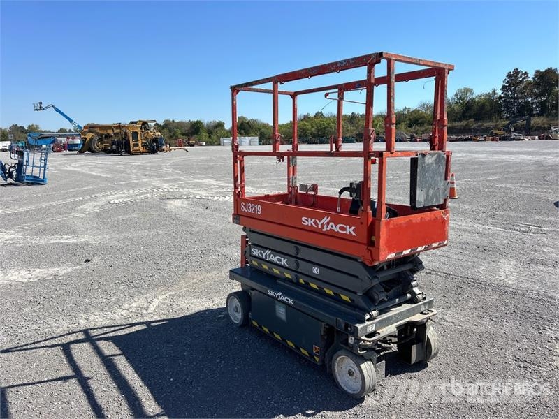 SkyJack SJ 3219 Electric Scissor Lift Scissor lifts