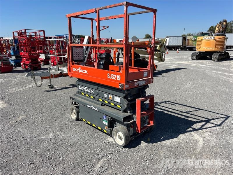 SkyJack SJ 3219 Electric Scissor Lift Scissor lifts