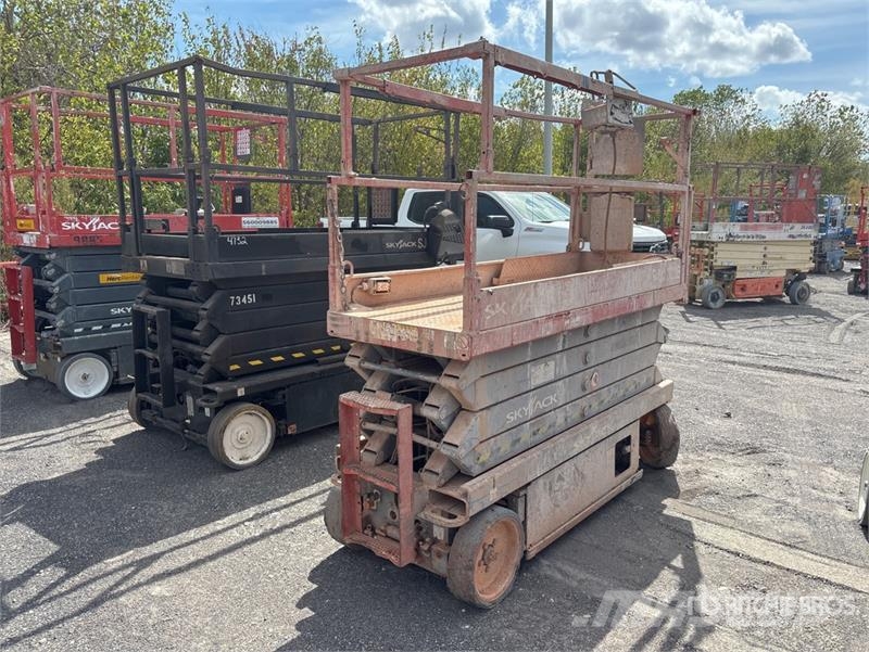 SkyJack SJ 3226 Electric Scissor Lift Šķerveida pacēlāji