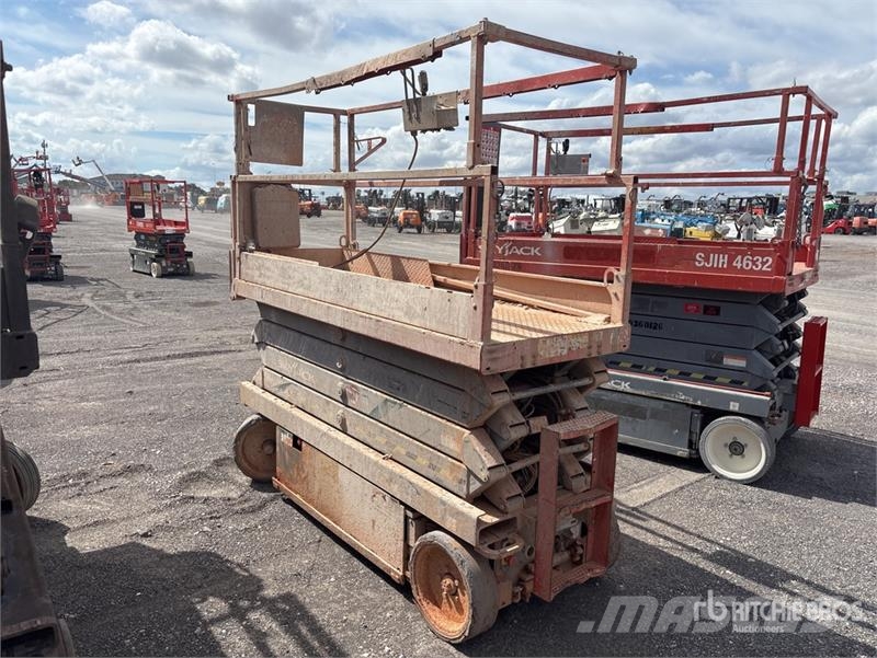SkyJack SJ 3226 Electric Scissor Lift Šķerveida pacēlāji