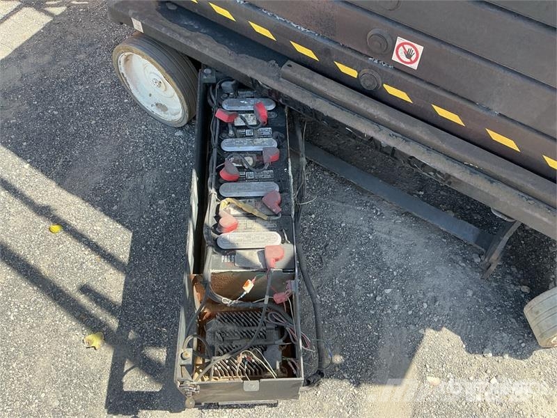 SkyJack SJ 4732 Electric Scissor Lift Scheren-Arbeitsbühnen