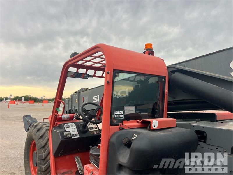 SkyJack SJ1044 TH Telehandler 텔러 핸들러