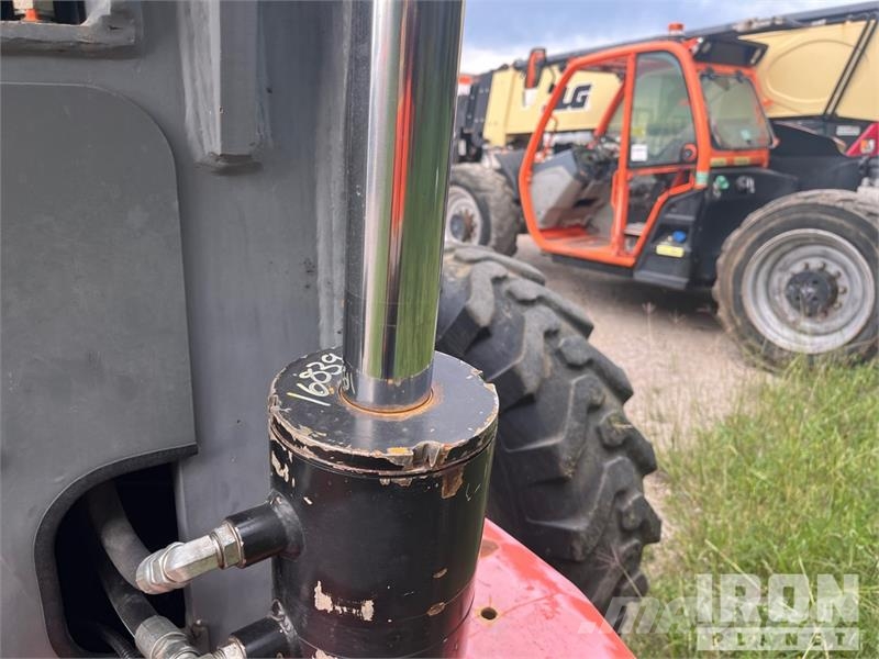 SkyJack SJ1044 TH Telehandler 텔러 핸들러