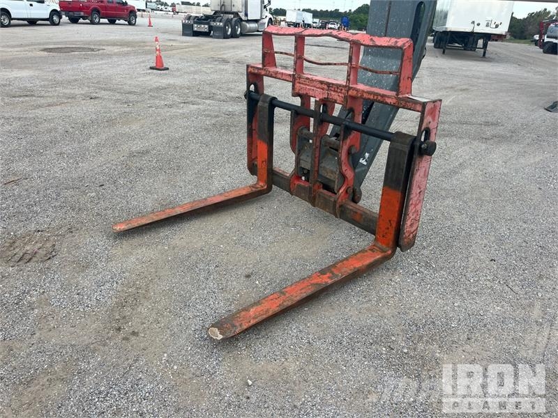 SkyJack SJ1044 TH Telehandler 텔러 핸들러