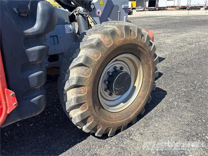 SkyJack SJ1056TH Telehandler مناولات متداخلة
