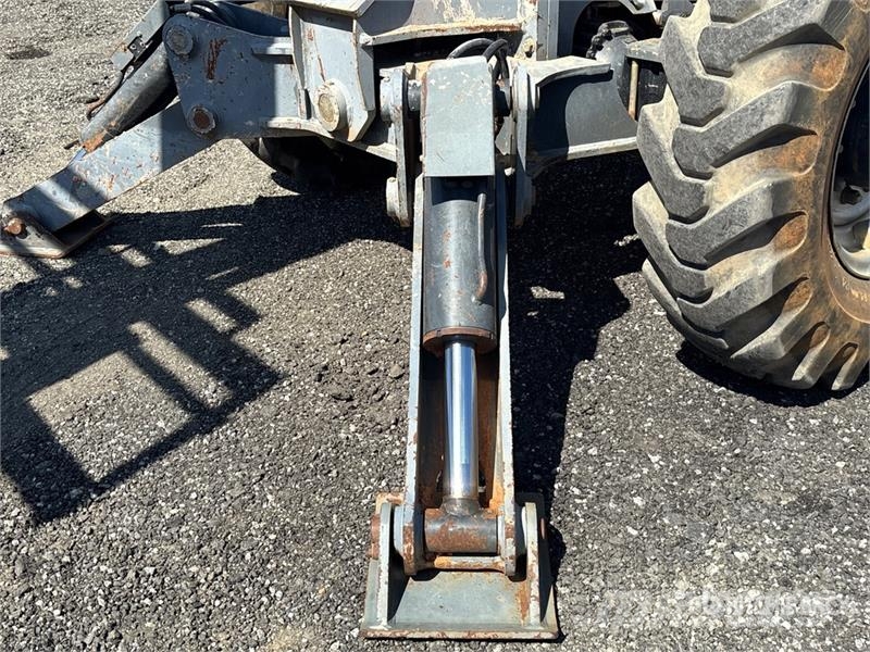 SkyJack SJ1056TH Telehandler مناولات متداخلة