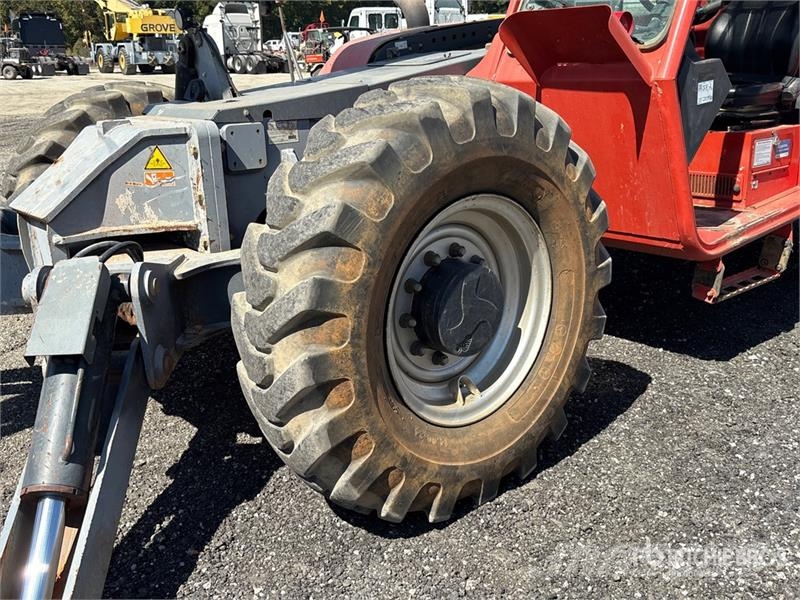 SkyJack SJ1056TH Telehandler مناولات متداخلة
