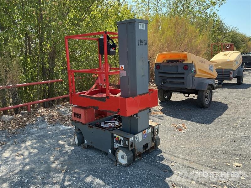 SkyJack SJ20 Vertical Mast Lift Vertikalūs stiebiniai keltuvai