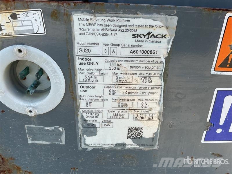 SkyJack SJ20 Vertical Mast Lift Vertikalūs stiebiniai keltuvai