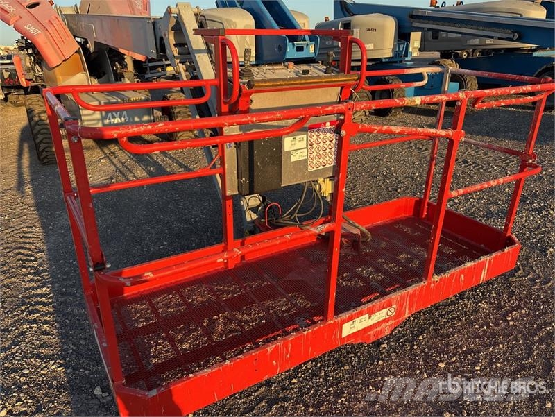 SkyJack SJ45T 4WD Diesel Telescopic Boom Lift Piattaforme a braccio telescopico