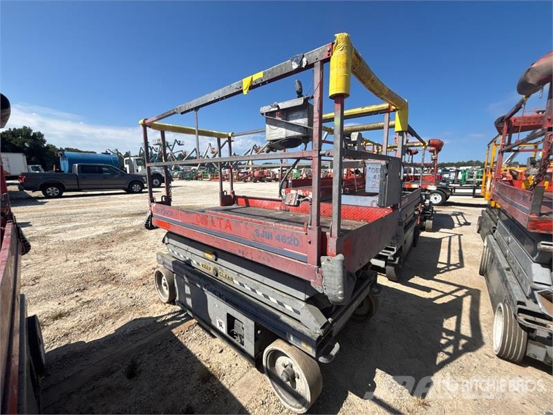 SkyJack SJ4620 رافعات مقصية الشكل