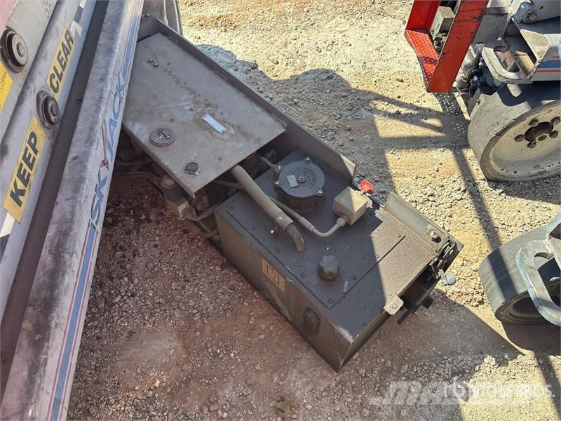 SkyJack SJ4620 رافعات مقصية الشكل