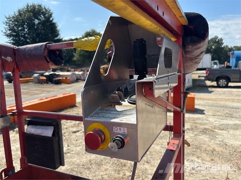 SkyJack SJ4620 رافعات مقصية الشكل