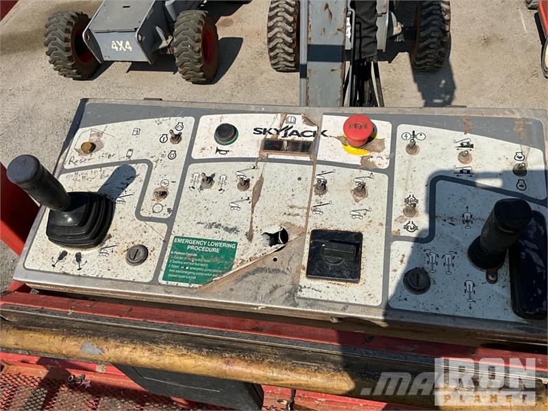 SkyJack SJ66T Teleskopske podizne platforme