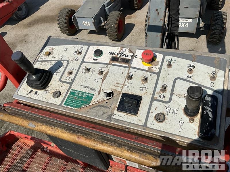 SkyJack SJ66T Teleskopske podizne platforme