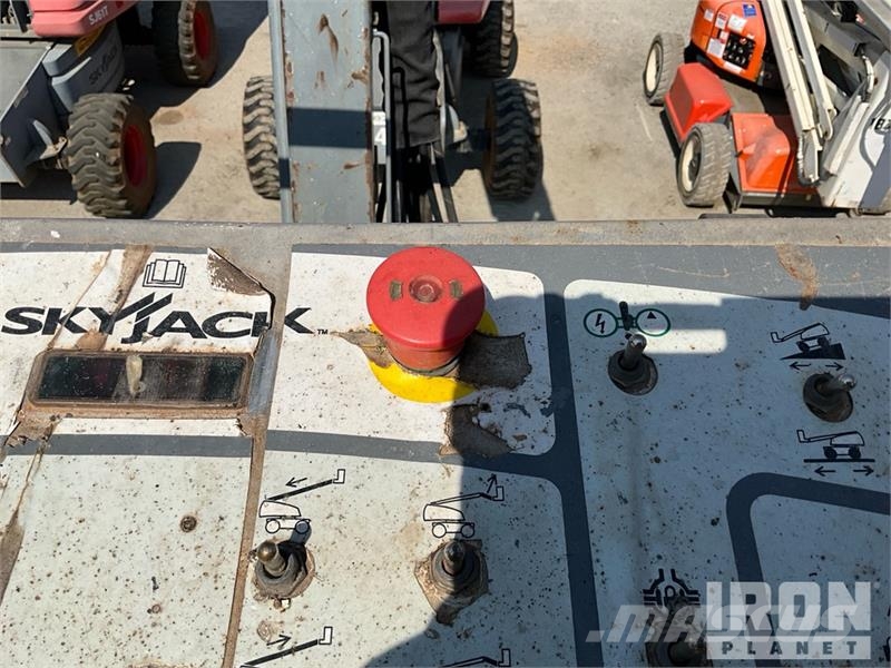 SkyJack SJ66T Teleskopske podizne platforme