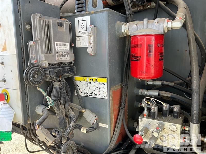 SkyJack SJ66T Teleskopske podizne platforme