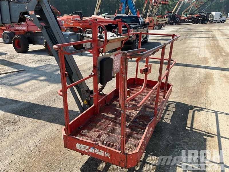 SkyJack SJ66T Teleskopske podizne platforme