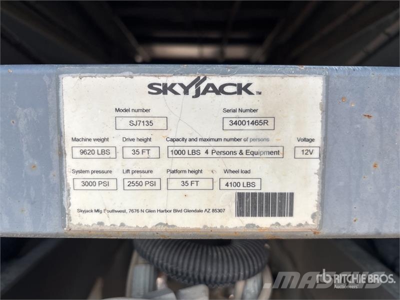 SkyJack SJ7135 Piattaforme a pantografo
