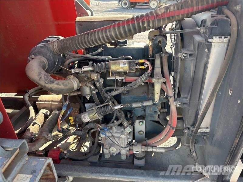 SkyJack SJ7135 Piattaforme a pantografo