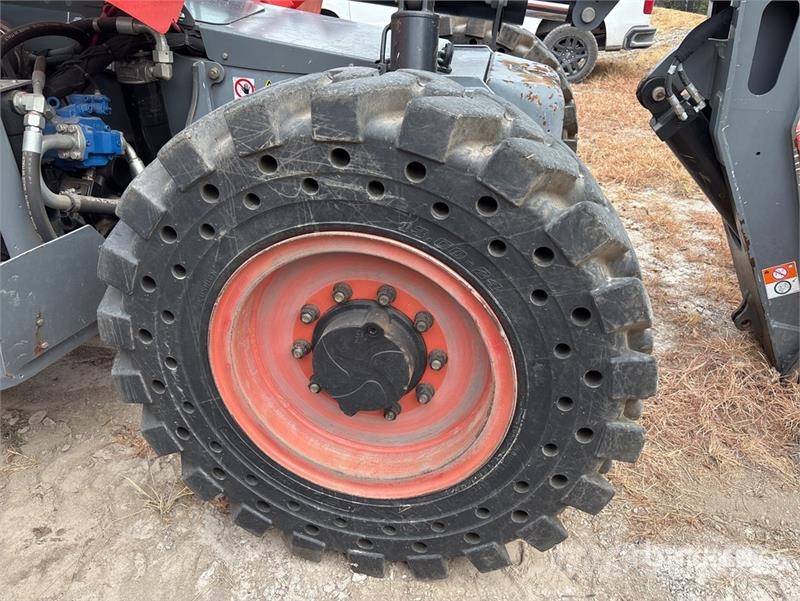SkyJack SJ843TH Telehandler (Inoperable) مناولات متداخلة
