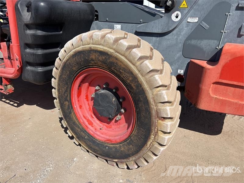 SkyJack SJ843TH Telehandler 텔러 핸들러