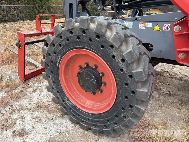 SkyJack SJ843TH Telehandler (Inoperable) مناولات متداخلة