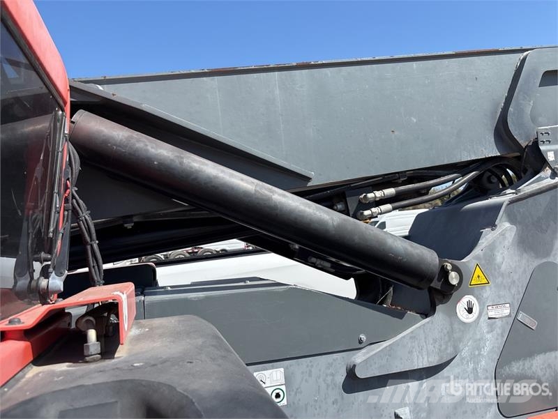 SkyJack SJ843TH Telehandler 텔러 핸들러