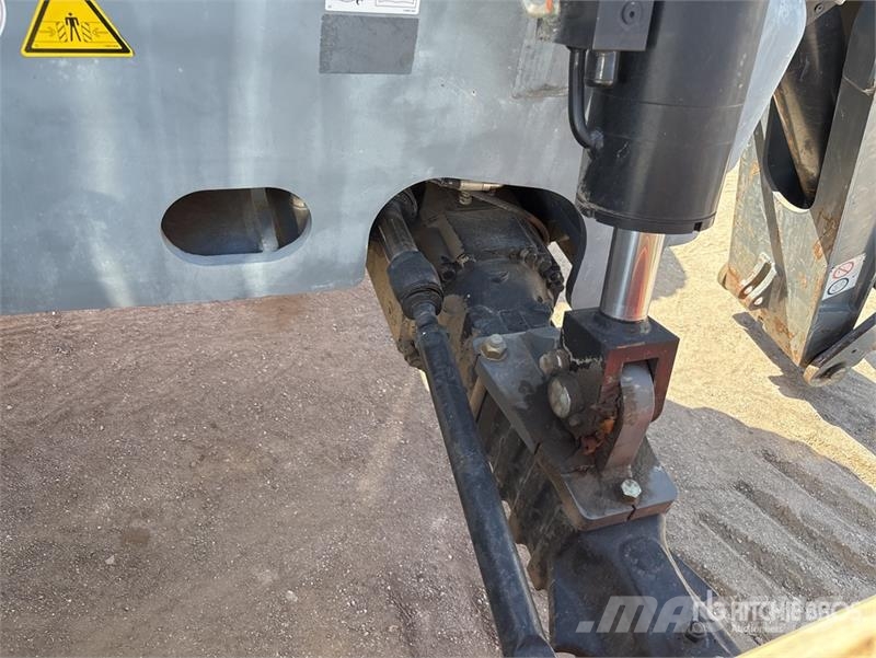 SkyJack SJ843TH Telehandler 텔러 핸들러