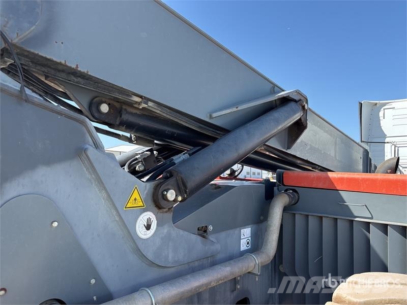 SkyJack SJ843TH Telehandler 텔러 핸들러