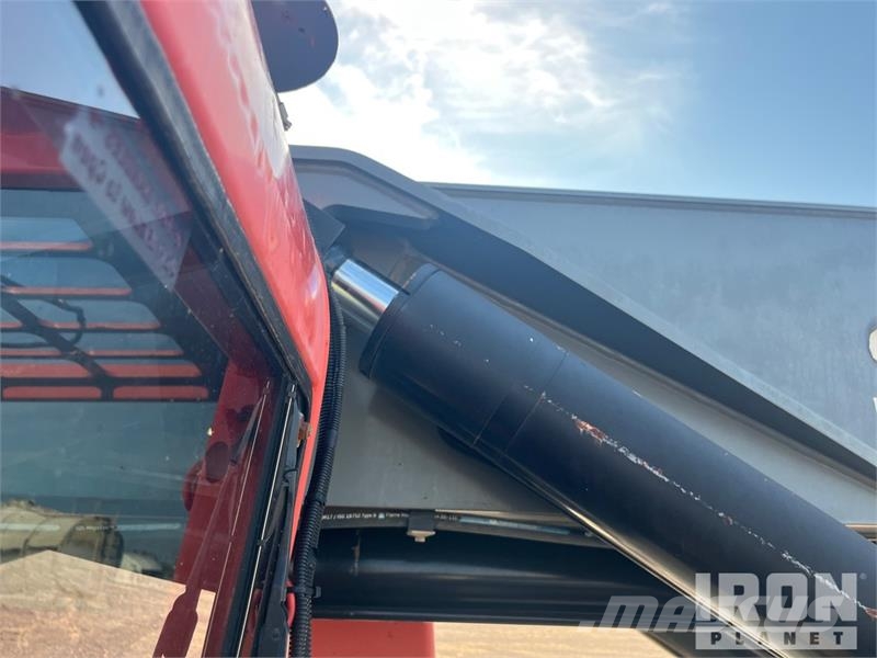 SkyJack SJ843TH Telehandler 텔러 핸들러