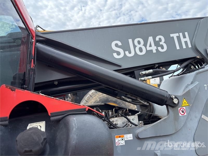 SkyJack SJ843TH Telehandler (Inoperable) مناولات متداخلة