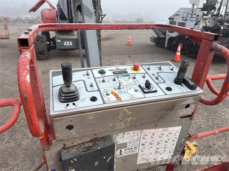 SkyJack SJ86T 4WD Diesel Telescopic Boom Lift Teleszkópos emelők
