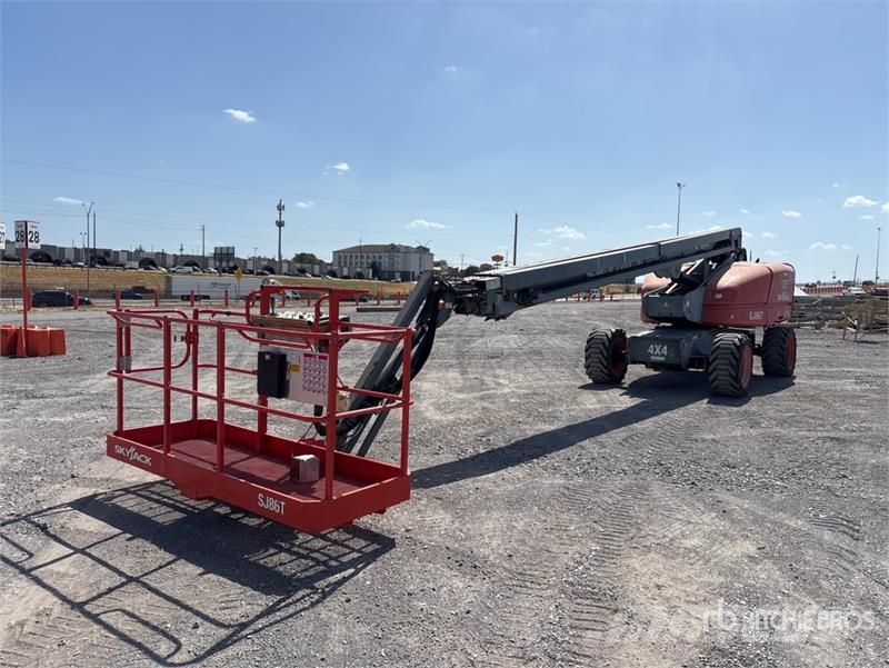 SkyJack SJ86T 4WD Diesel Telescopic Boom Lift Telescopic boom lifts