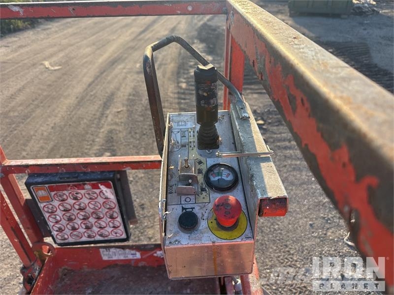 SkyJack SJIII-3219 Electric Scissor Lift Scissor lifts