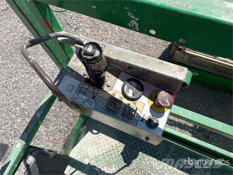 SkyJack SJIII-3219 Electric Scissor Lift رافعات مقصية الشكل