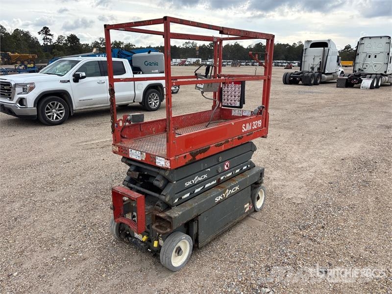 SkyJack SJIII3219 Electric Scissor Lift Käärtõstukid