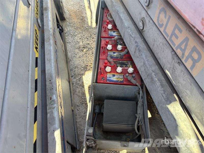 SkyJack SJIII3220 Electric Scissor Lift Elevadores de tesoura