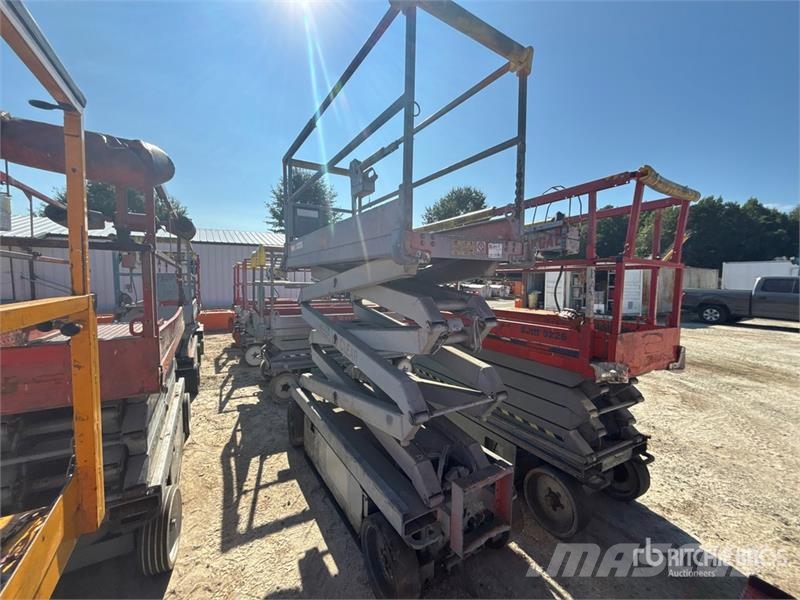 SkyJack SJIII3220 Electric Scissor Lift Elevadores de tesoura