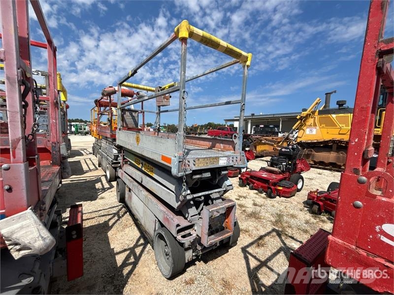 SkyJack SJIII3220 Electric Scissor Lift رافعات مقصية الشكل