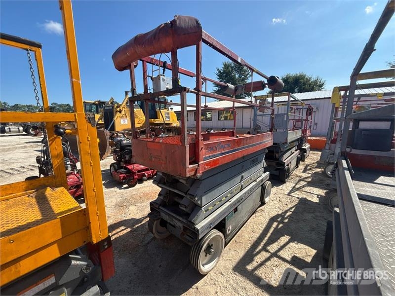 SkyJack SJIII3226 Electric Scissor Lift Elevadores de tesoura